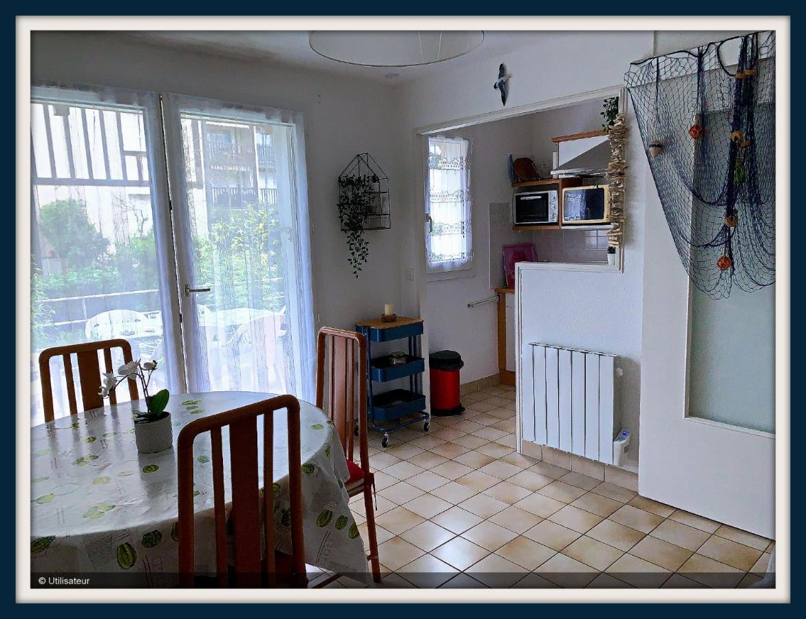 Cabourg, Appartement Plain Pied Avec Terrasse Acces Direct A La Plage Екстериор снимка